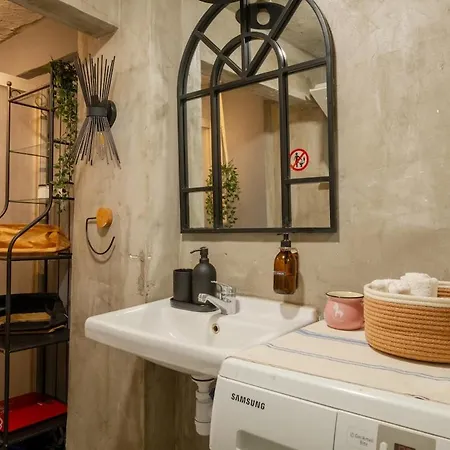 Studio Apartment דירה *